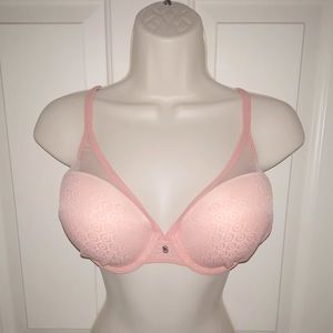 NWT Victoria’s Secret Pink Bra-34DD
